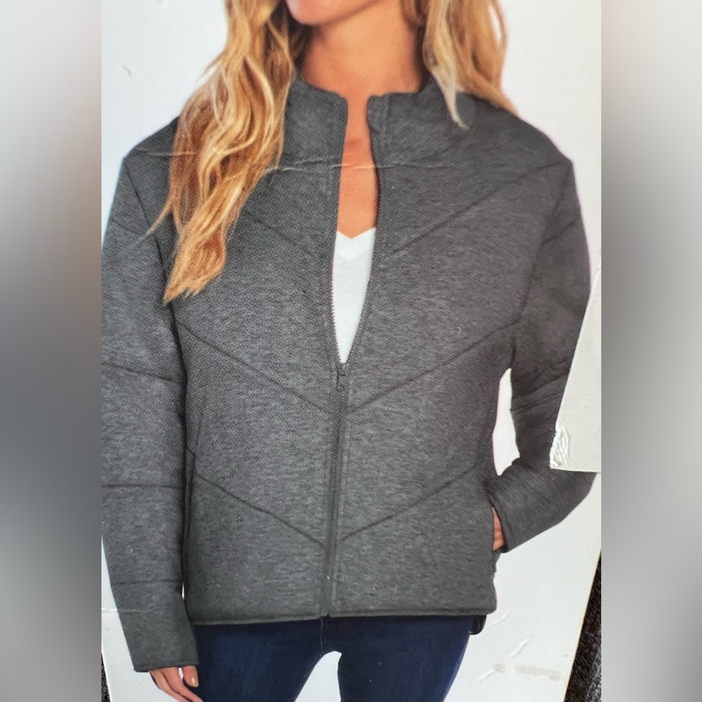B4-78- Women's Quilted Gray Jacket